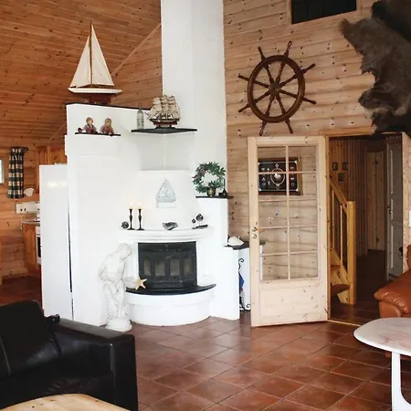 Stunning In Lindesnes With Sauna