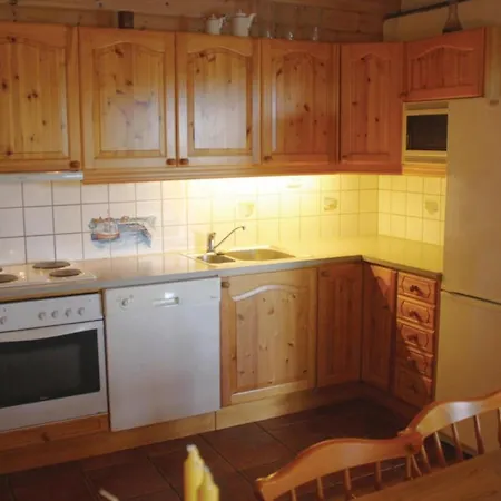 Stunning In Lindesnes With Sauna Semesterbostad Svinoy