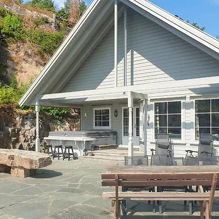 In Lindesnes With House Sea View *