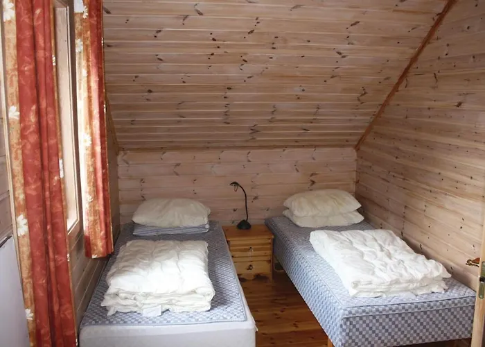 Stunning In Lindesnes With Sauna Semesterbostad