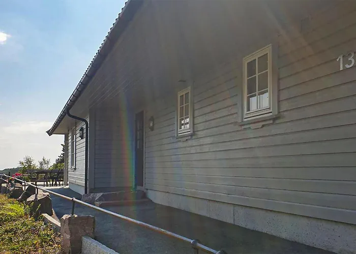 Semesterbostad Stunning In Lindesnes With Sauna Svenevik
