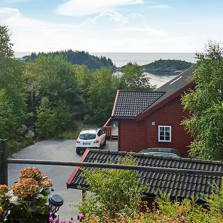 Stunning In Lindesnes With Sauna * Svenevik