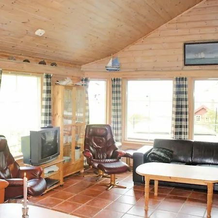 Stunning In Lindesnes With Sauna * Svinøy